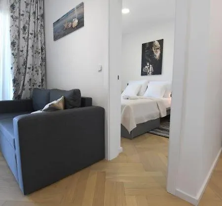 Apartmani Plazina Petrcane Exterior photo