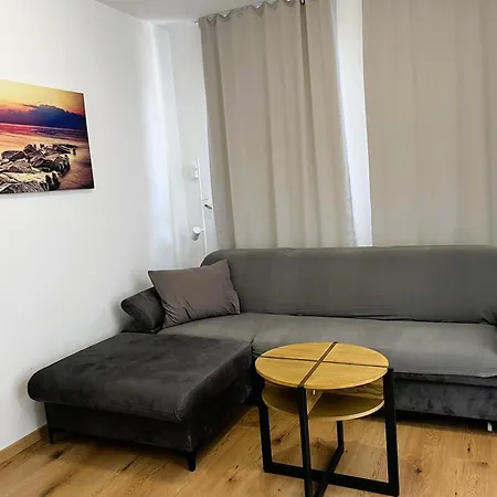 Apartmani Plazina Petrcane Exterior photo